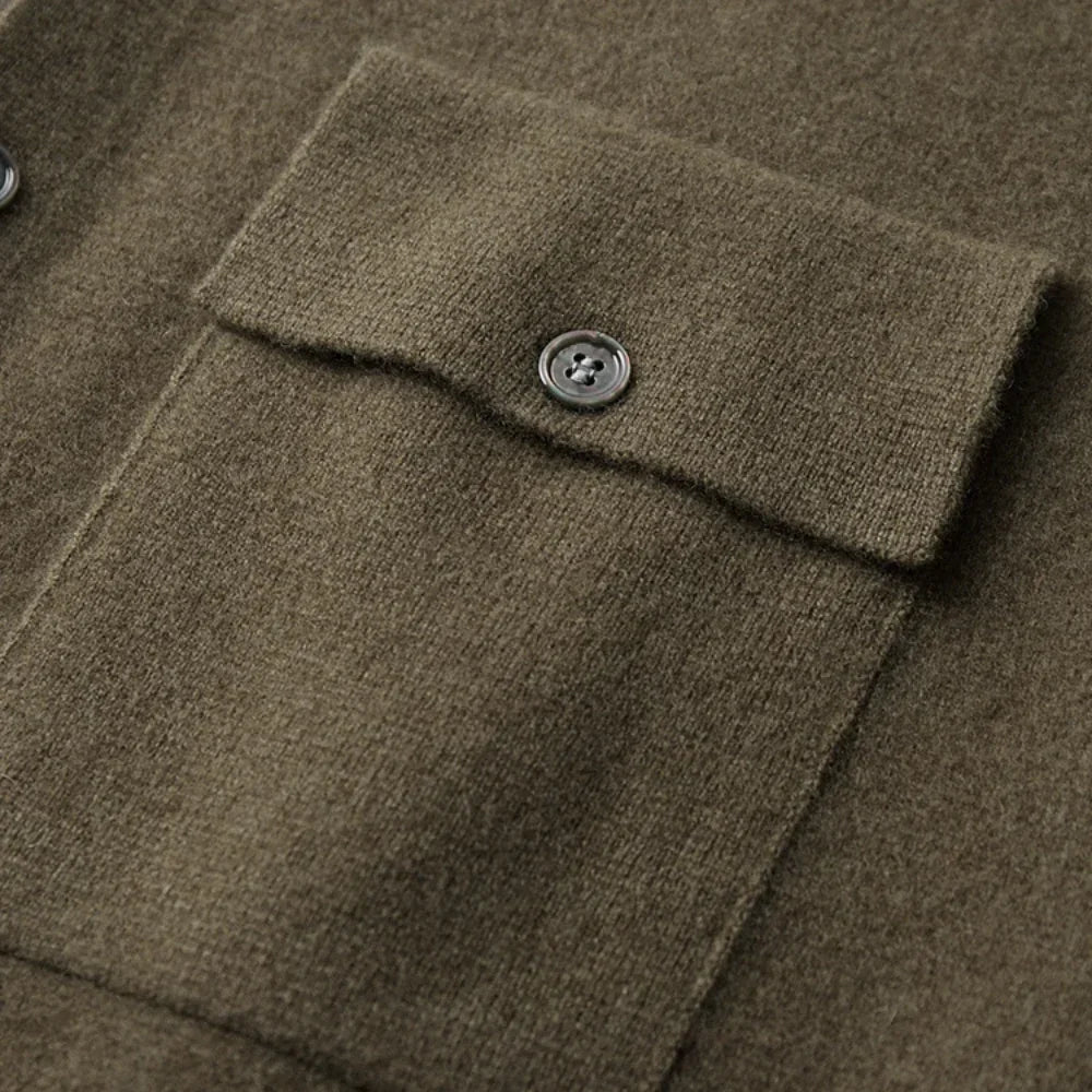 Der klassische Merino-Cardigan